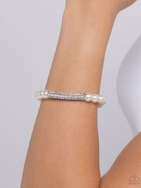 Elegance Embodied Pearl Bracelet
